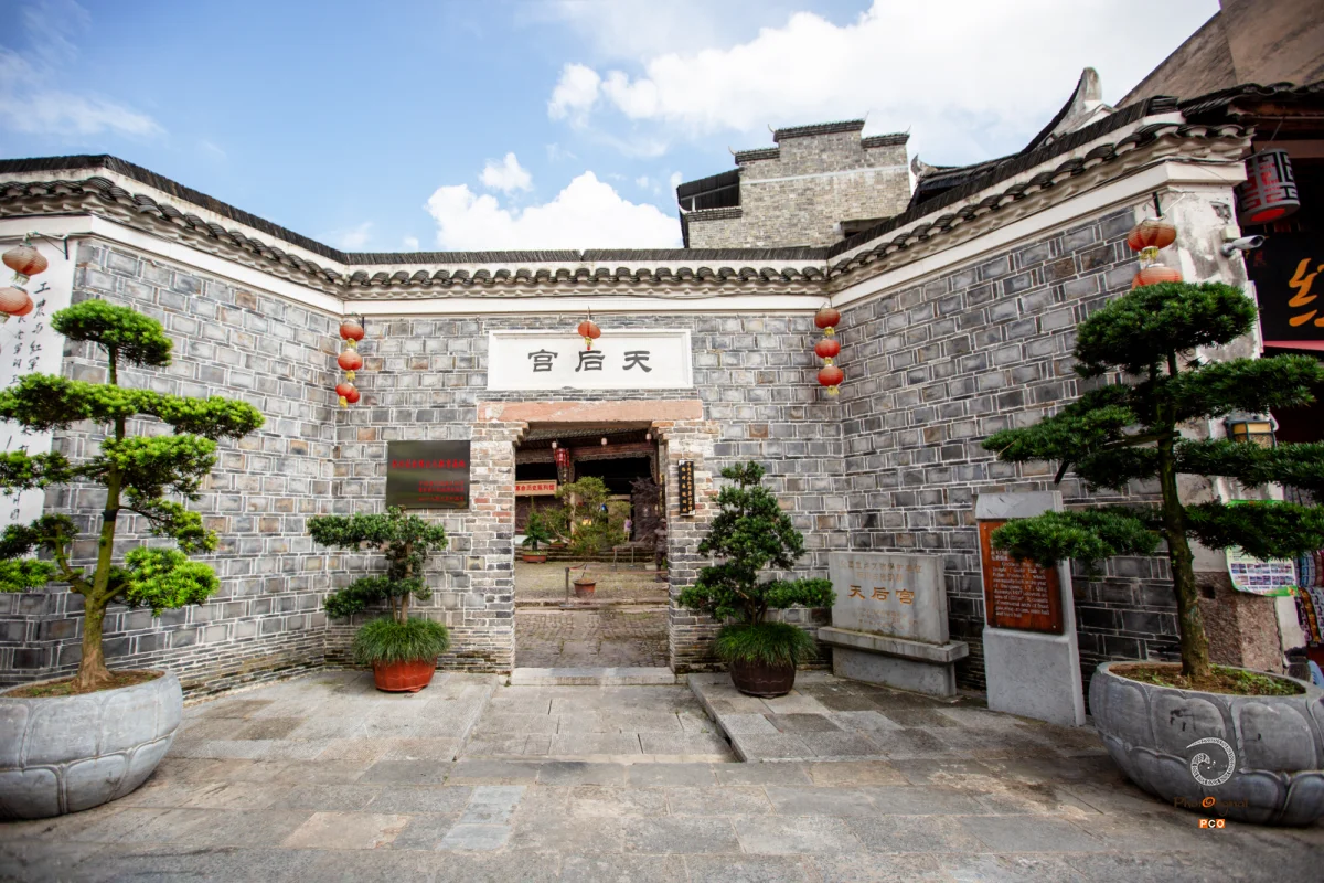 ​2024多彩贵州·第十七届中国原生态国际摄影大展 · 朱进 的图集