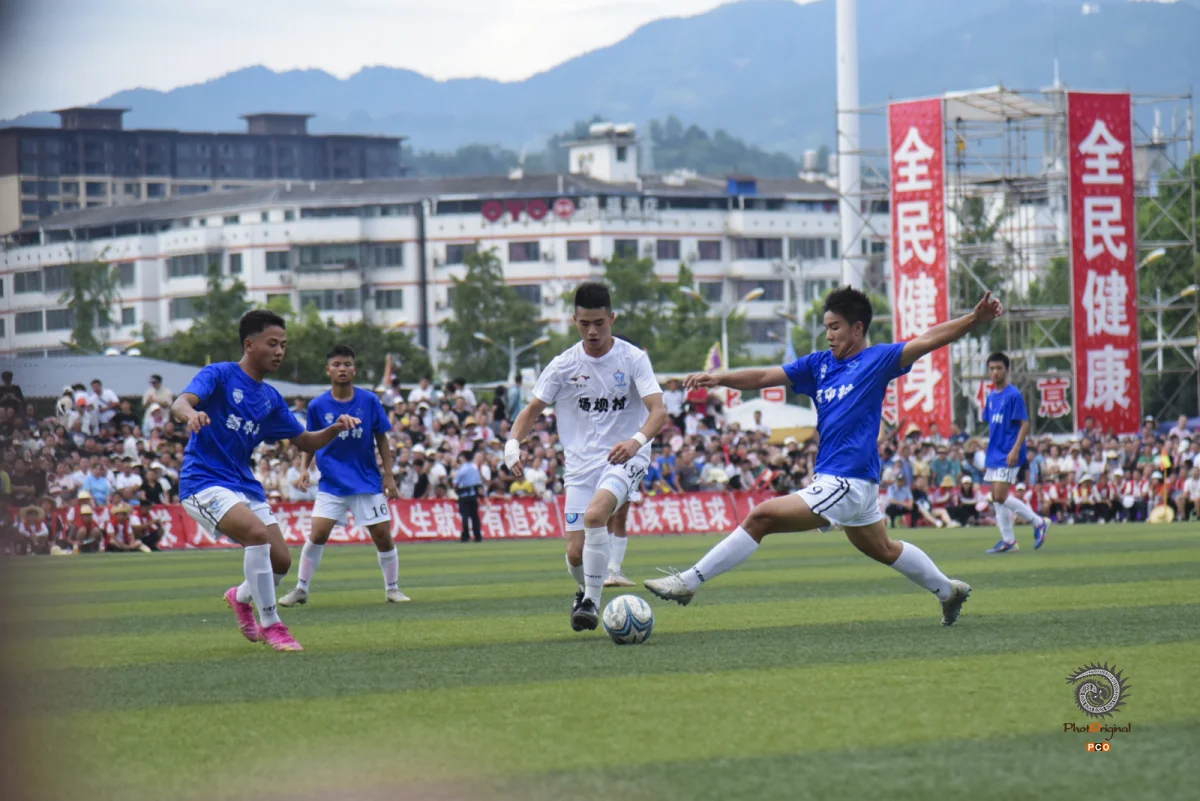 ​2024多彩贵州·第十七届中国原生态国际摄影大展 · 潘邵平 的图集