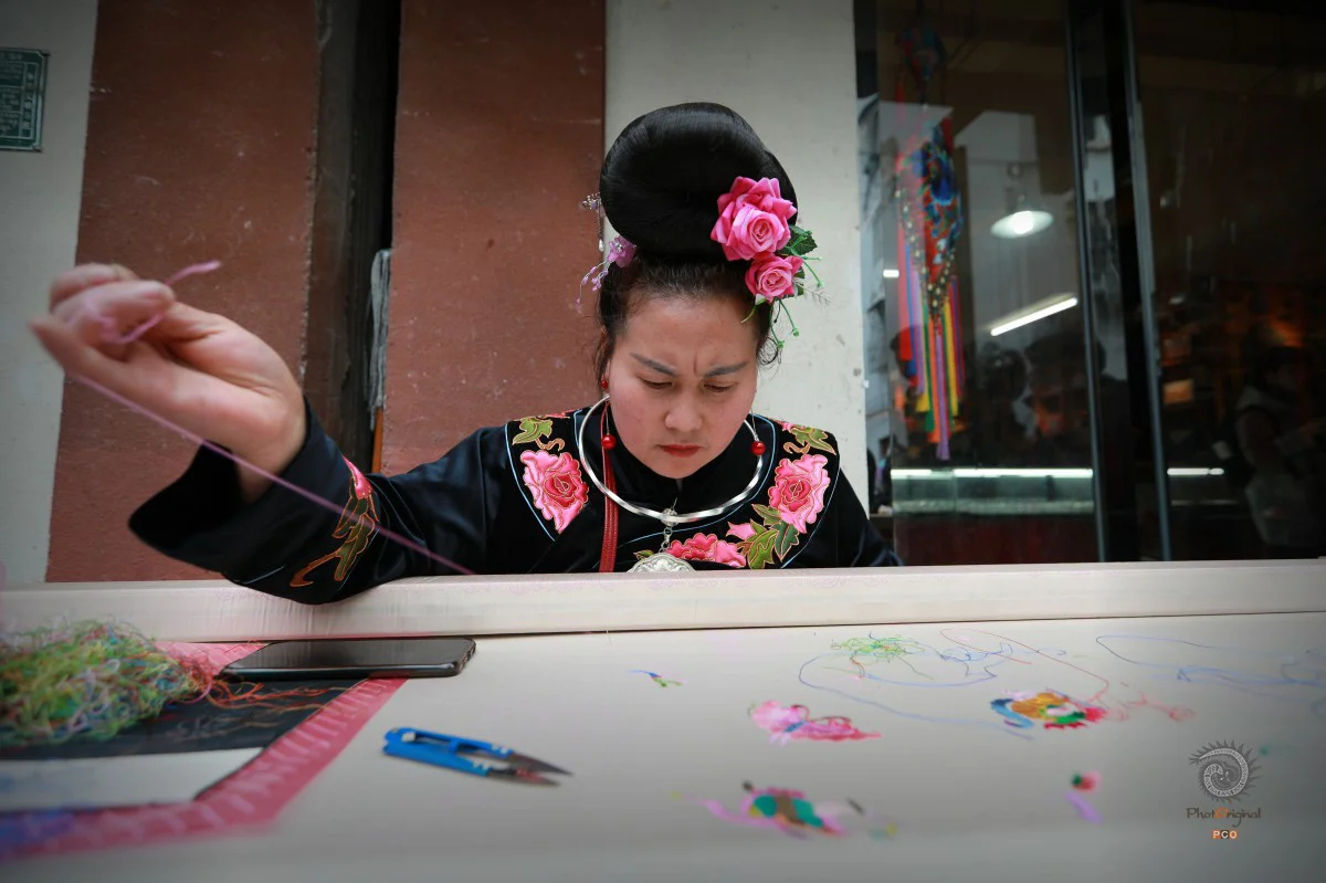 多彩贵州·第十四届中国原生态国际摄影大展 · 后退原来是向前 的图集