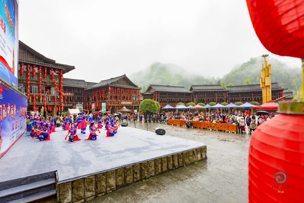 多彩贵州·第十四届中国原生态国际摄影大展 · 朱进 的图集