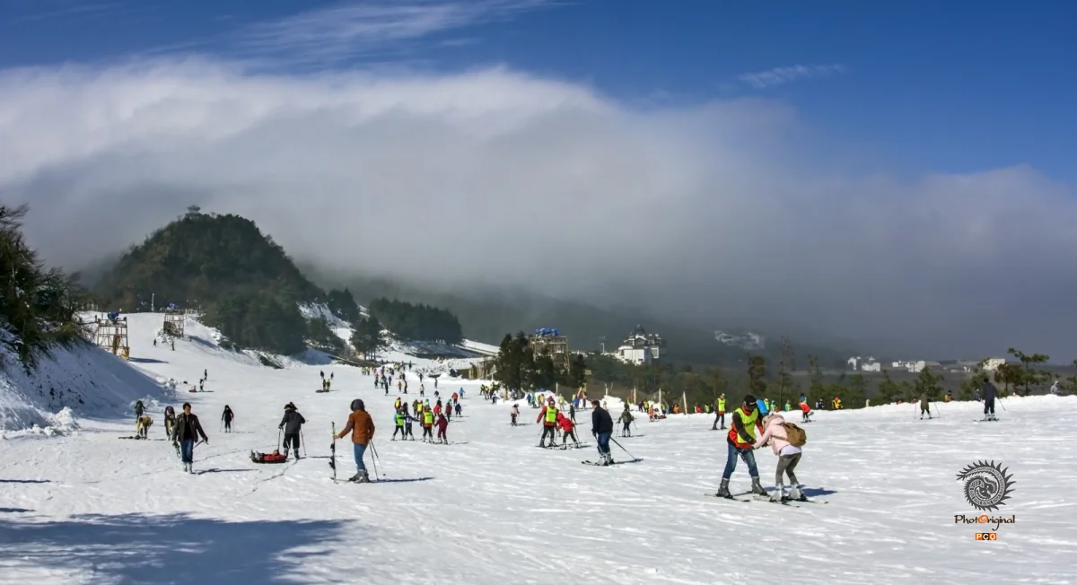 《玉舍滑雪场 冬天故事》