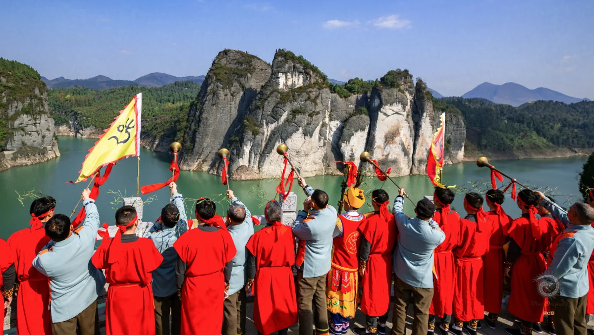 多彩贵州·第十四届中国原生态国际摄影大展 · 光影之旅 的图集