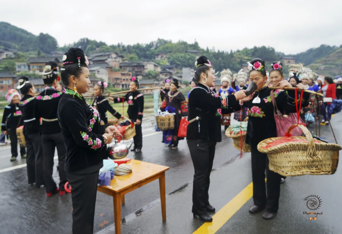 《千名“姑妈”回娘组图》