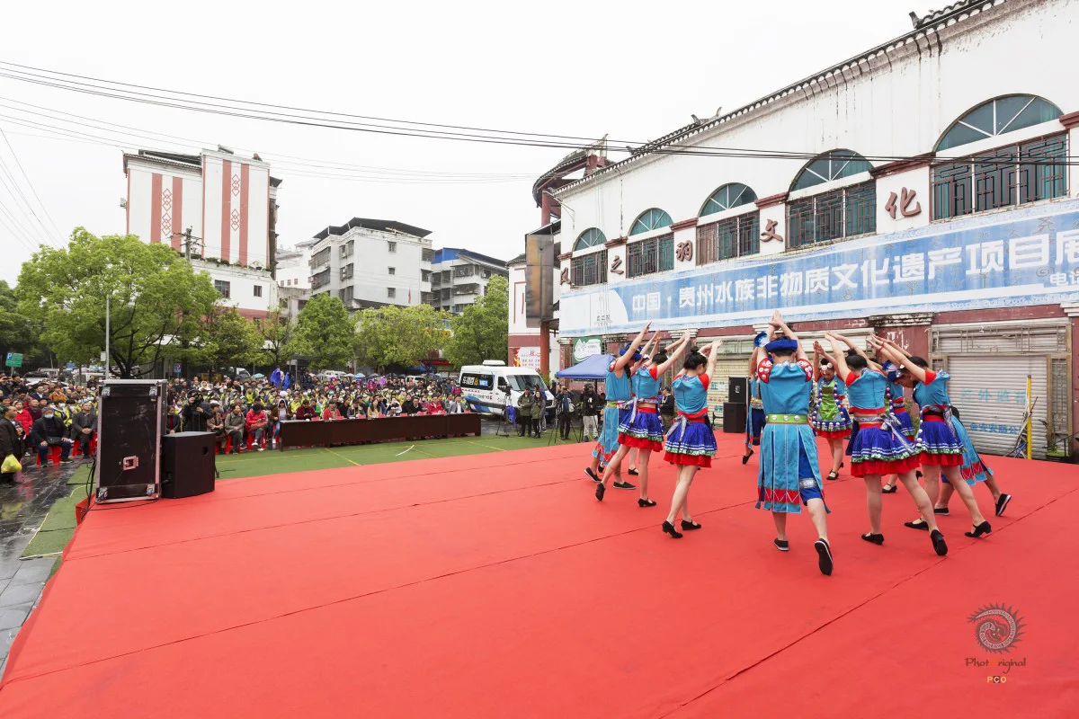 多彩贵州·第十四届中国原生态国际摄影大展 · 朱进 的图集
