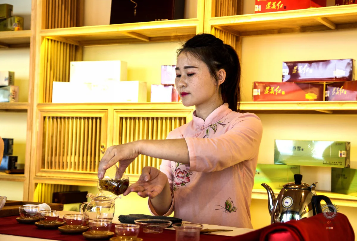 多彩贵州·第十四届中国原生态国际摄影大展 · 周访华 的图集